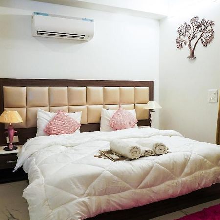 Lime Tree Service Apartment - Near Artemis Hospital ,Gurgaon Esterno foto